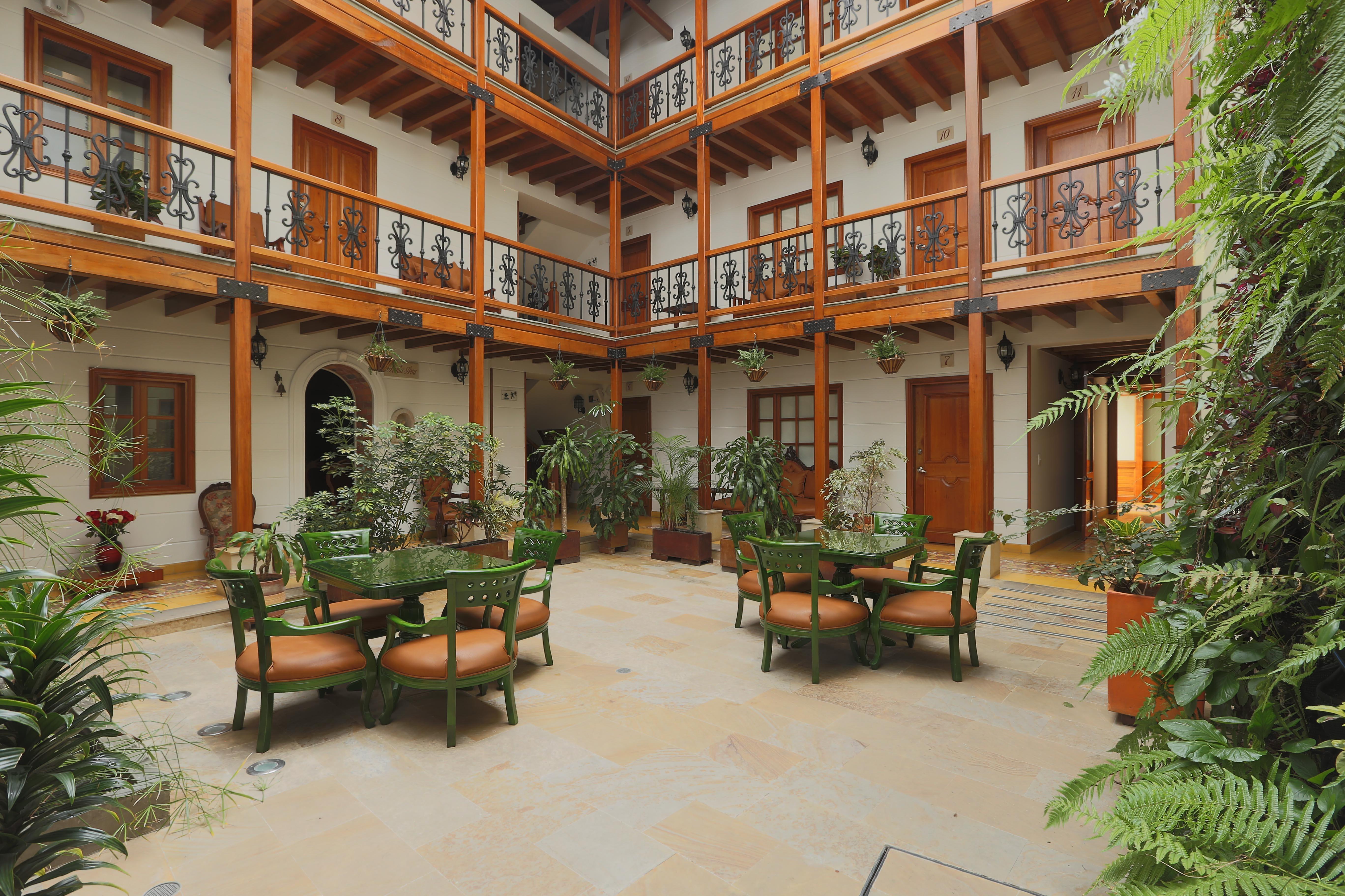 Hotel Santa Lucia Boutique Spa Bogotá Dış mekan fotoğraf Patio of the hotel