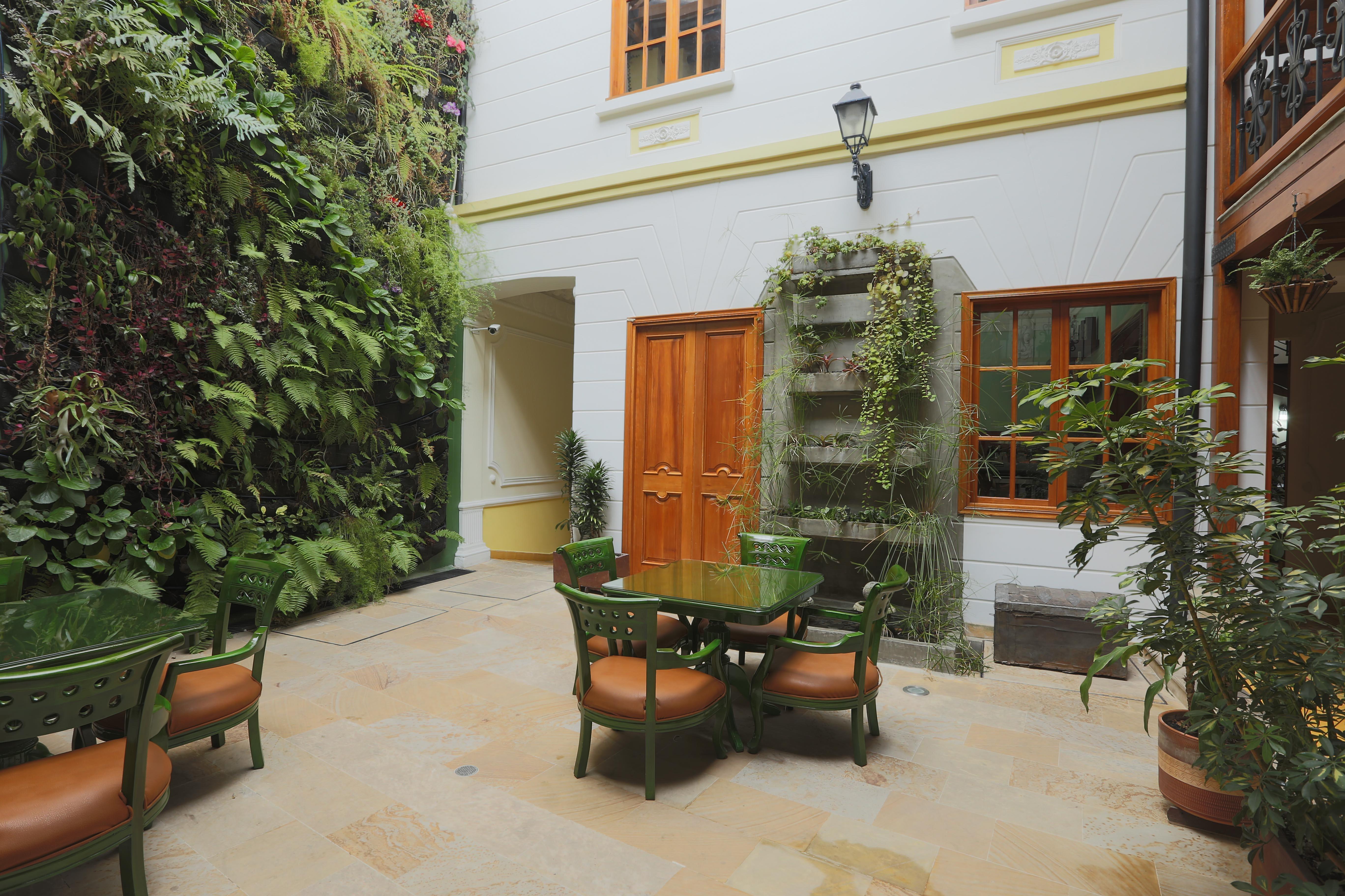 Hotel Santa Lucia Boutique Spa Bogotá Dış mekan fotoğraf Patio of the hotel