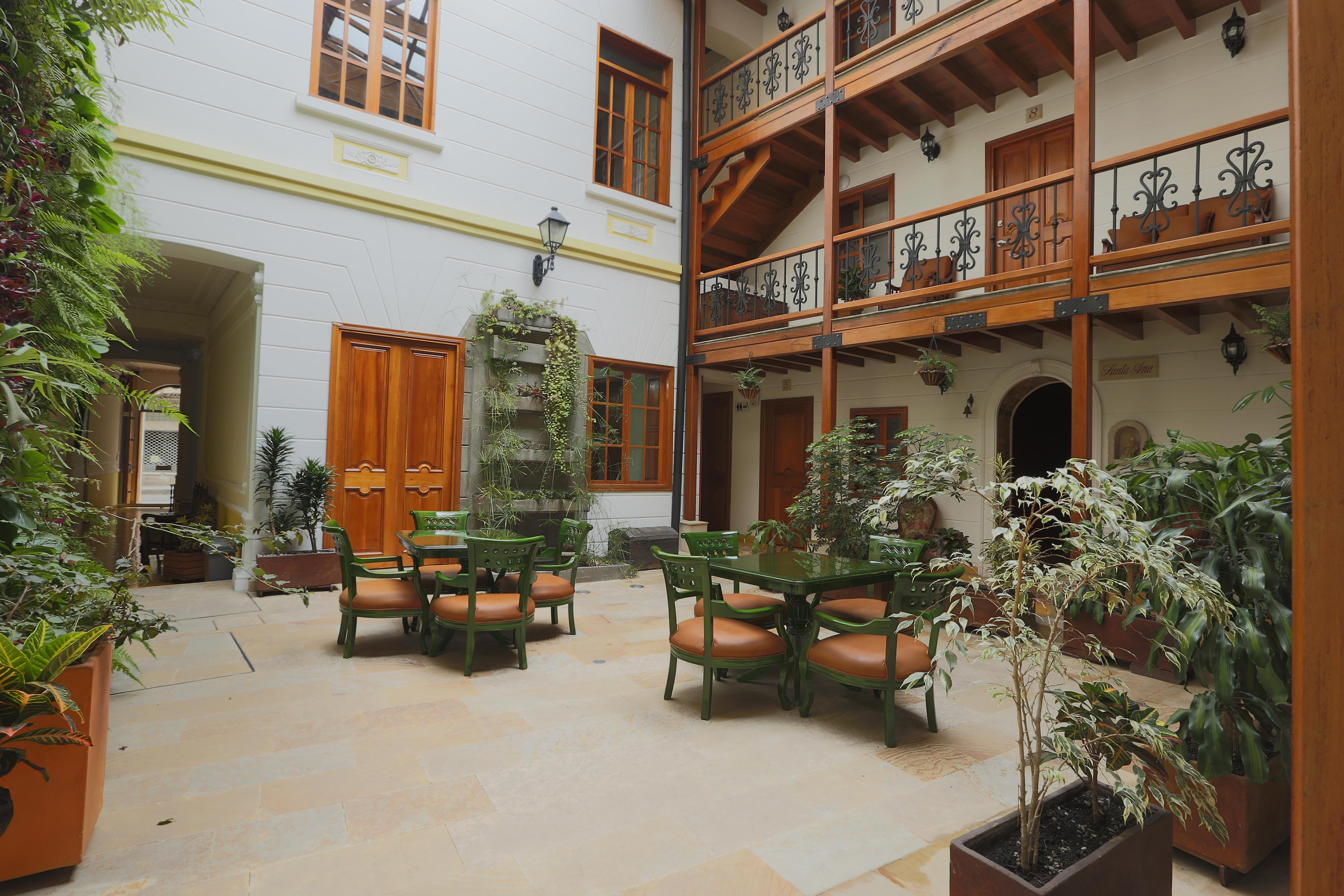 Hotel Santa Lucia Boutique Spa Bogotá Dış mekan fotoğraf Patio of the hotel